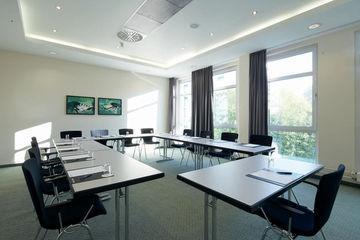 Intercityhotel 4*